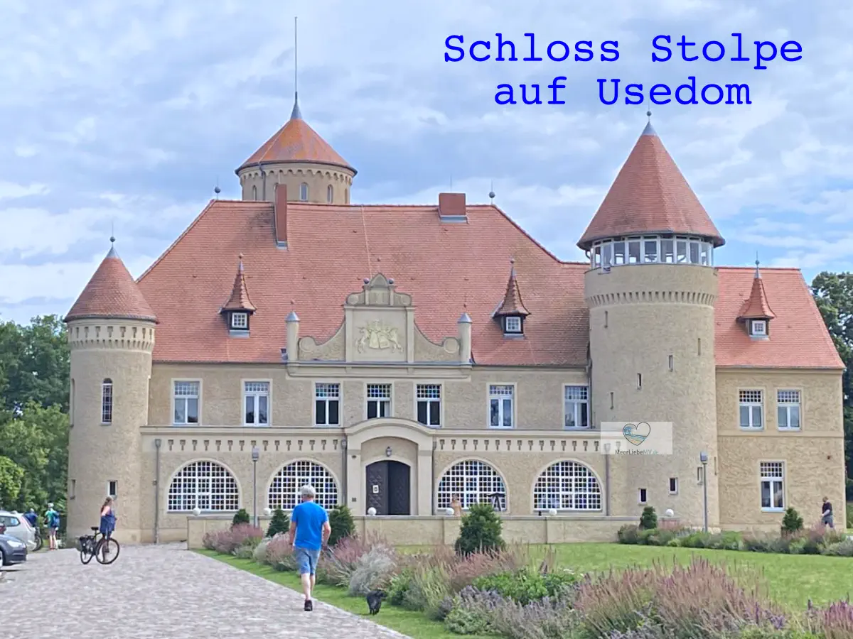 Spaziergang mit Hund auf Usedom - Schloss Stolpe