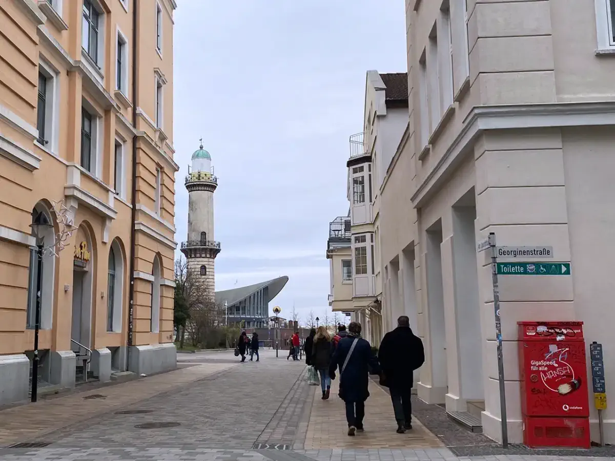 Warnemünde Zentrum im Winter 2025